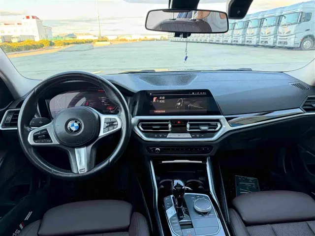 BMW 3 Series — Фото автомобиля 7