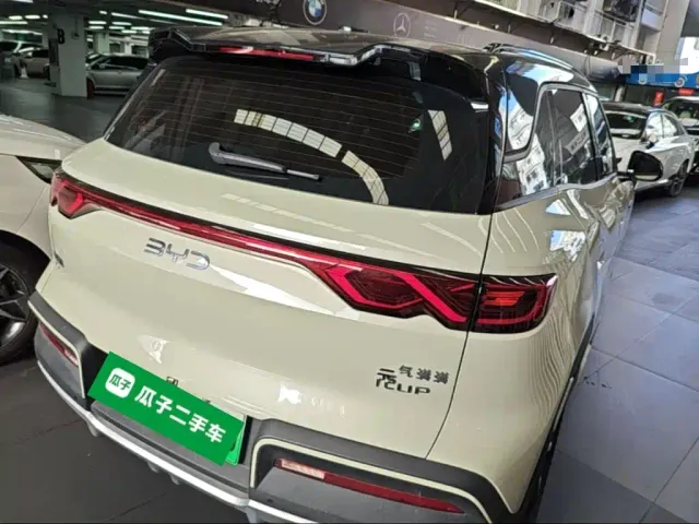 BYD Yuan UP — Фото автомобиля 6