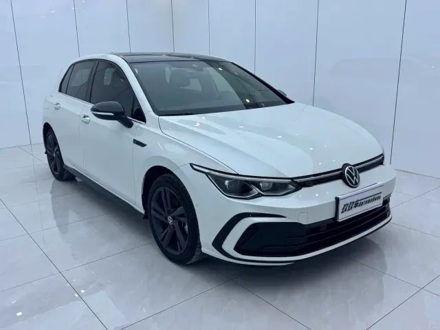Volkswagen Golf — Фото автомобиля 6
