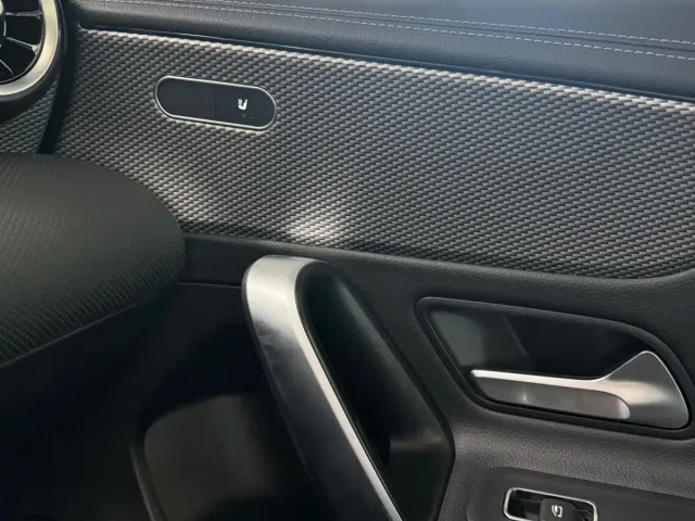 Mercedes-Benz A-Class — Фото автомобиля 11