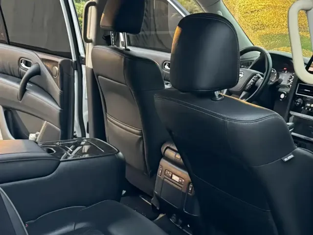 Nissan Patrol — Фото автомобиля 3