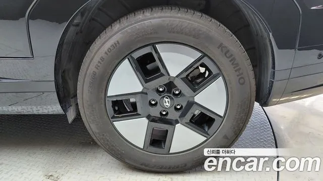 Hyundai Santa Fe MX5 — Фото автомобиля 6