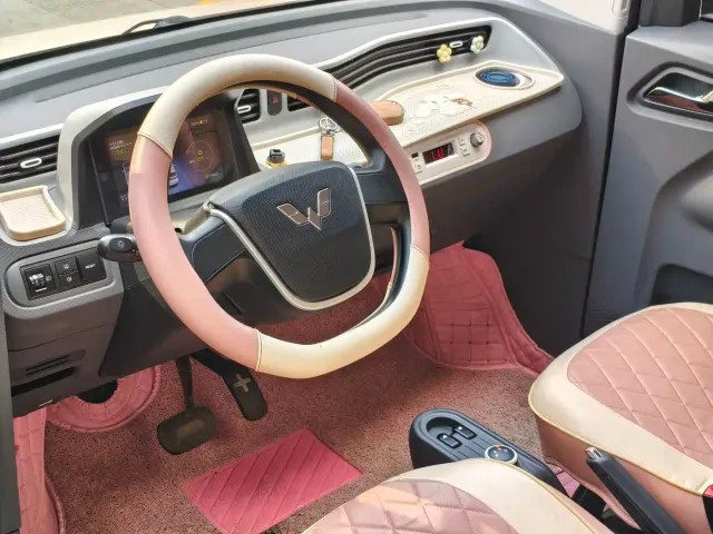 Wuling Hongguang Mini EV — Фото автомобиля 12