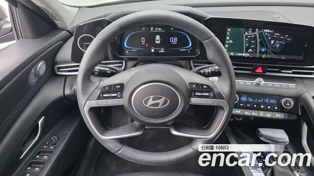 Hyundai Avante CN7 — Фото автомобиля 13
