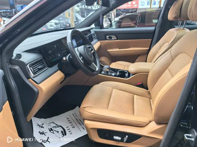 Li Auto ONE — Фото автомобиля 12
