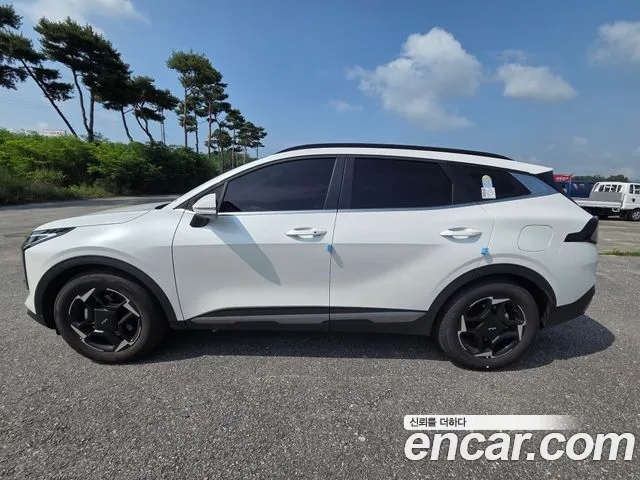 Kia Sportage Новый Sportage 5 поколение Бензин 1.6 турбо 2WD — Фото автомобиля 3