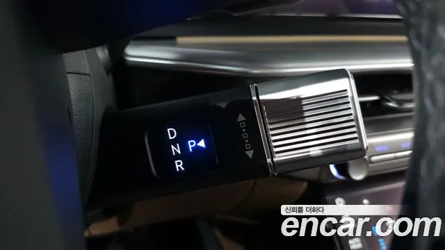 Hyundai Grandeur GN7 — Фото автомобиля 9