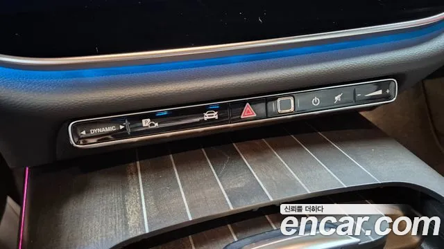 Mercedes-Benz E-Class — Фото автомобиля 13