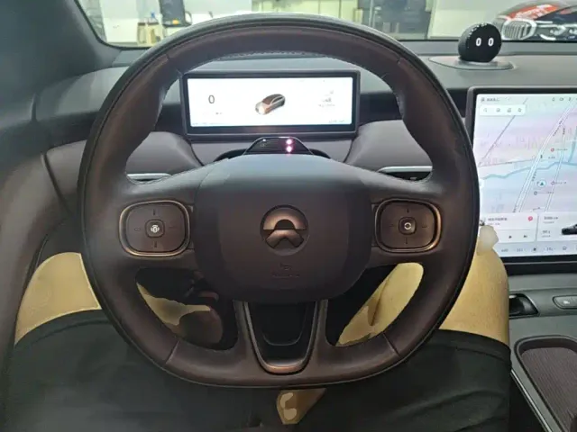 Nio ET5 Touring — Фото автомобиля 10