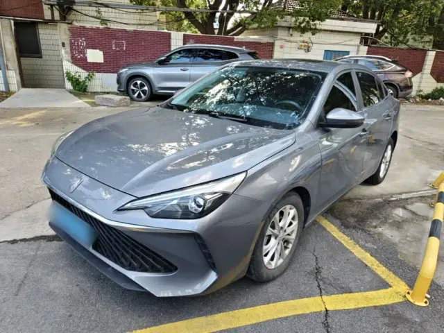 Фотография автомобиля — Roewe i5