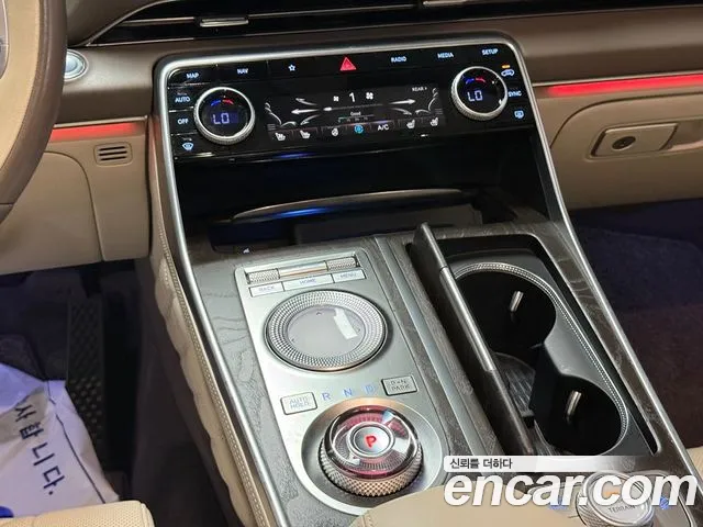 Genesis GV80 — Фото автомобиля 10
