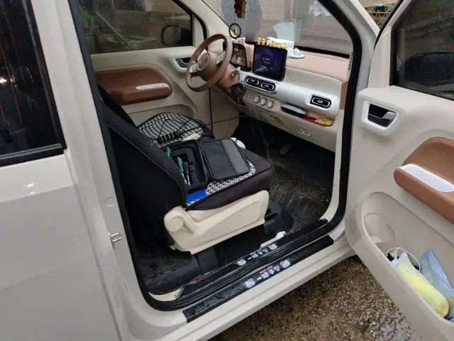 Wuling Hongguang Mini EV — Фото автомобиля 19