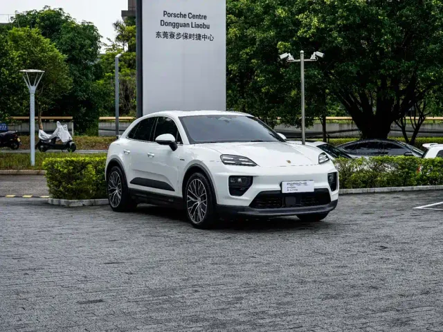Porsche Macan EV — Фото автомобиля 11