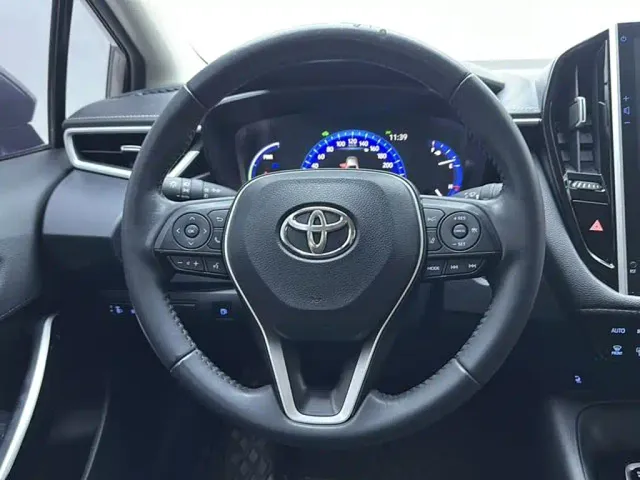 Toyota Corolla — Фото автомобиля 14