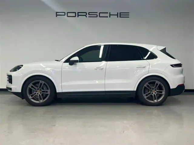 Porsche Cayenne — Фото автомобиля 4