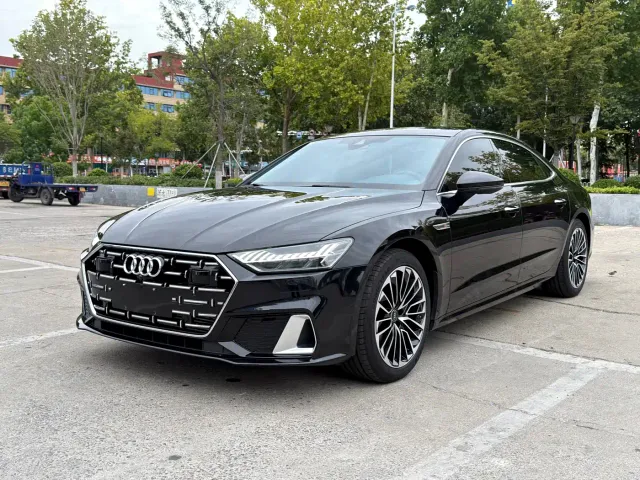 Audi A7L — Фото автомобиля 2