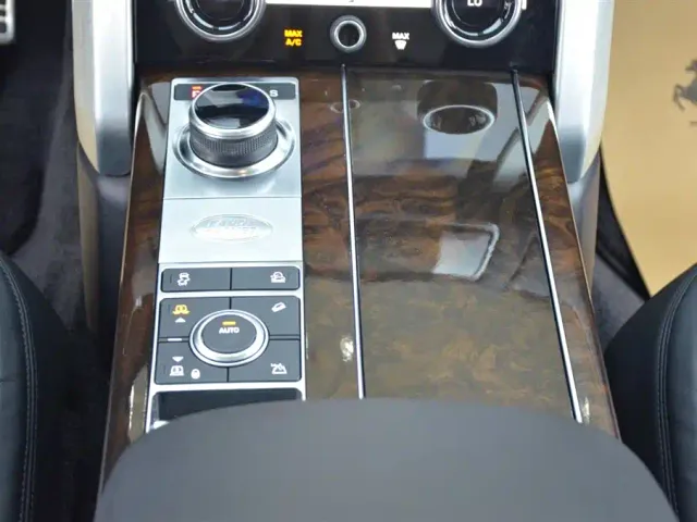 Land Rover Range Rover — Фото автомобиля 9