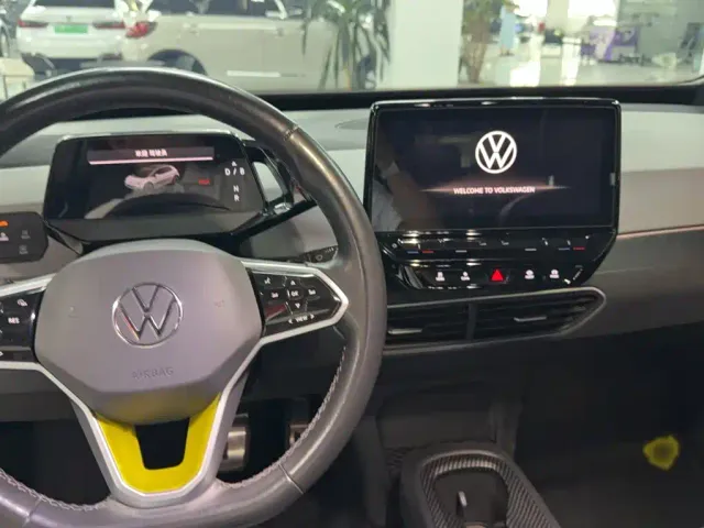 Volkswagen ID.3 — Фото автомобиля 3