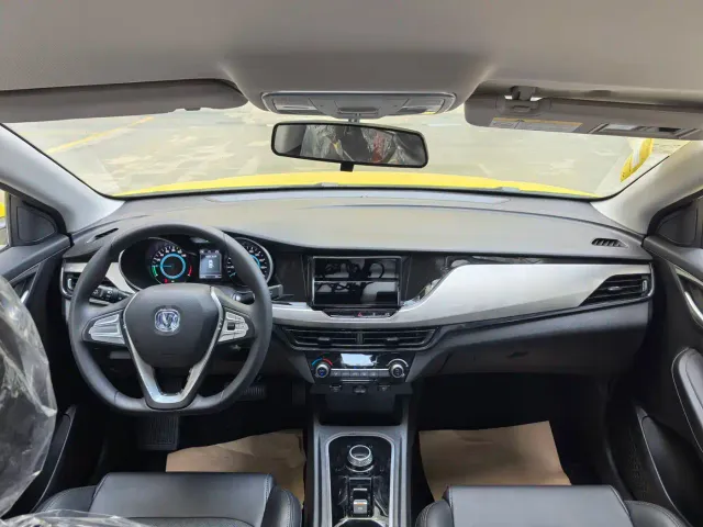 Changan Eado — Фото автомобиля 13