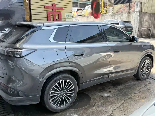 Dongfeng Aeolus L8 — Фото автомобиля 3