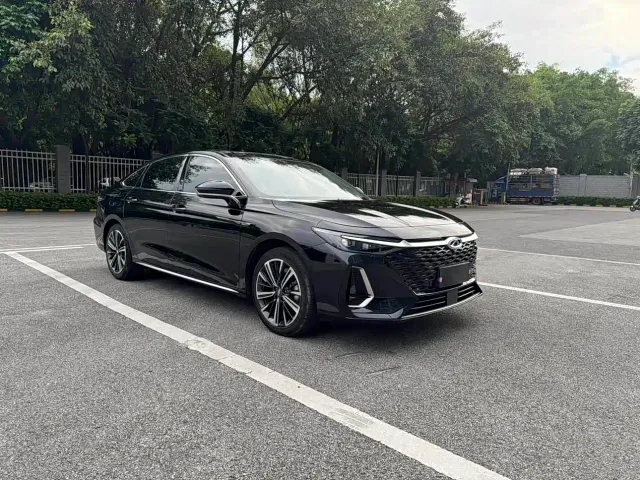 Chery Arrizo 8 — Фото автомобиля 3