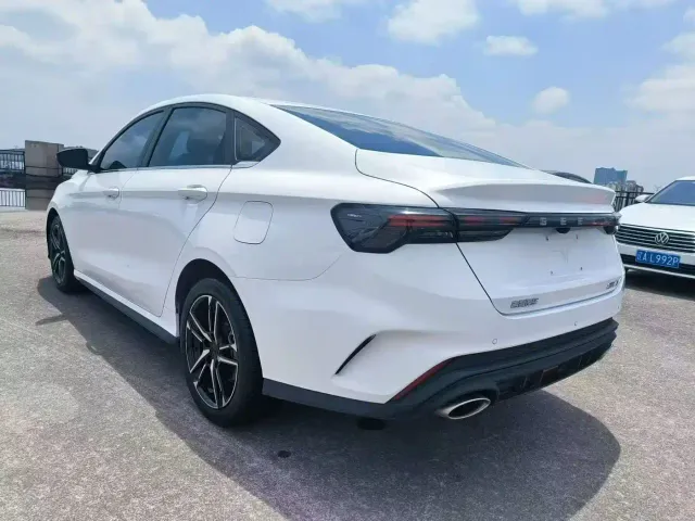 Geely Binrui — Фото автомобиля 7