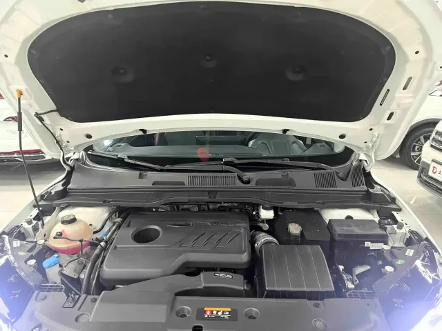 Geely Binyue — Фото автомобиля 17