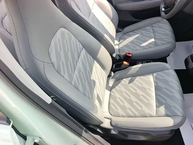 Leapmotor T03 — Фото автомобиля 24