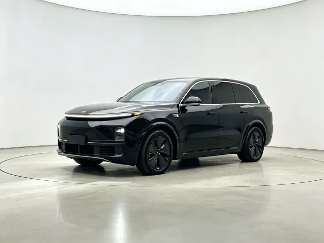 Фотография автомобиля — Li Auto L8