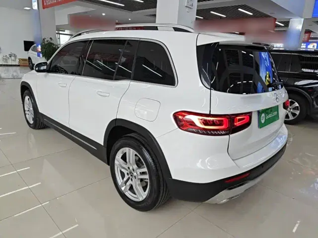 Mercedes-Benz GLB-Class — Фото автомобиля 4