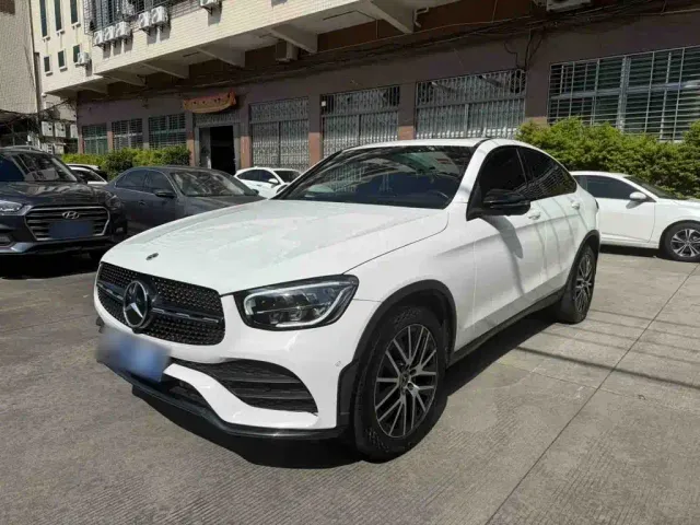 Фотография автомобиля — Mercedes-Benz GLC Coupe