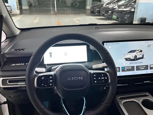 GAC Aion Y — Фото автомобиля 11