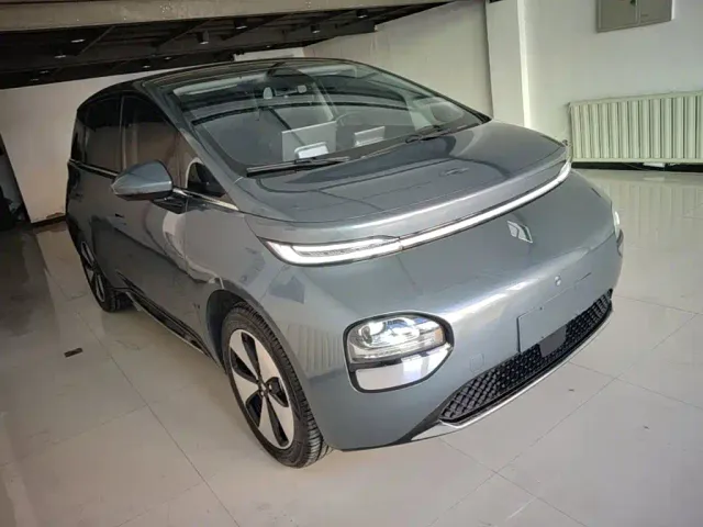 Baojun Cloud — Фото автомобиля 3