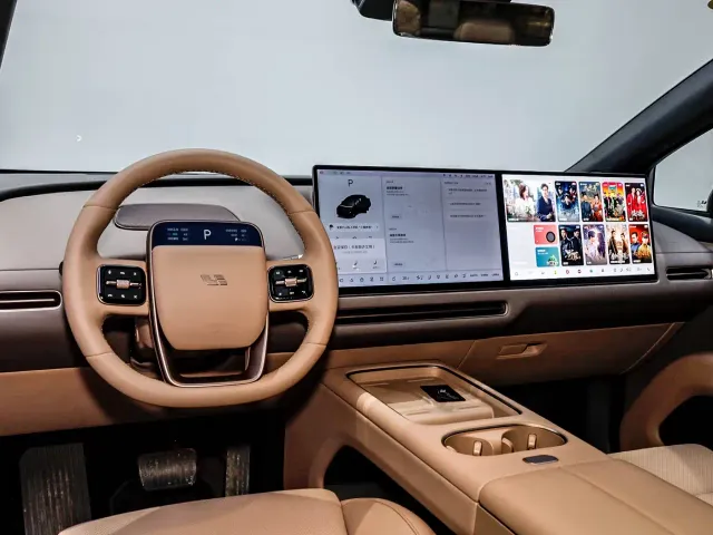 Li Auto i6 — Фото автомобиля 15