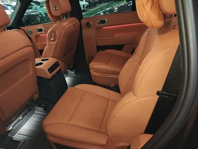 Li Auto L9 — Фото автомобиля 16