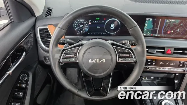 Kia Seltos New — Фото автомобиля 20