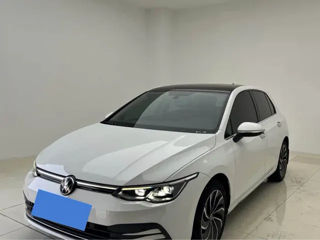 Volkswagen Golf — Фото автомобиля 3