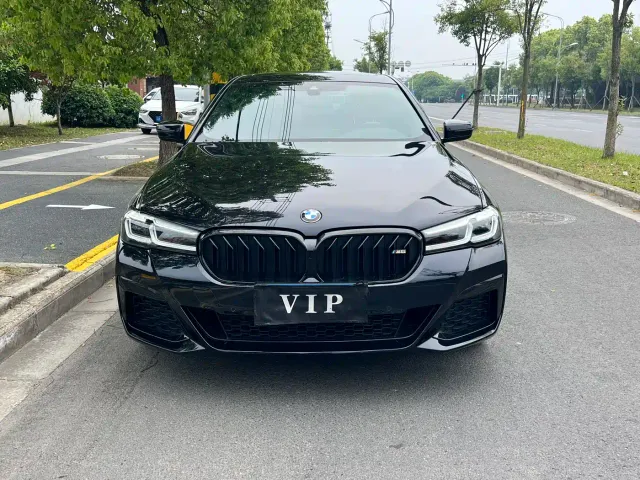 BMW 5 Series — Фото автомобиля 2