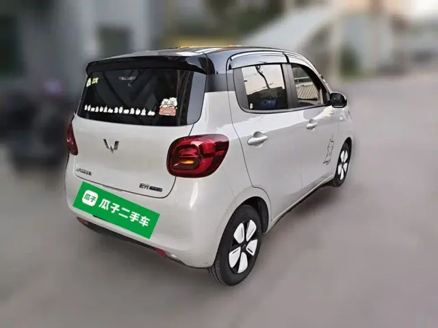 Wuling Hongguang Mini EV — Фото автомобиля 6