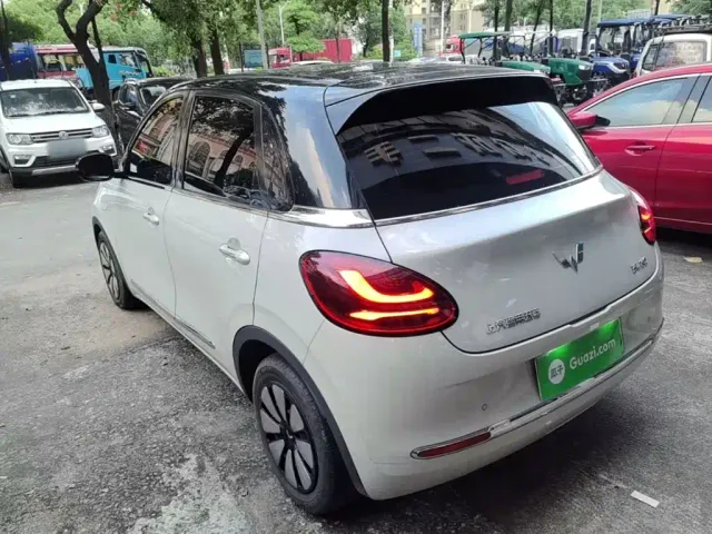 Wuling Bingo — Фото автомобиля 4