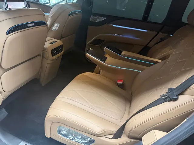 BYD U8L — Фото автомобиля 7