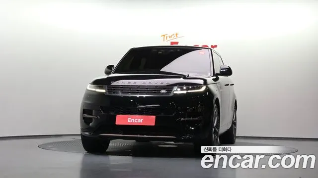 Land Rover Range Rover Sport — Фото автомобиля 3