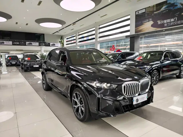 BMW X5 — Фото автомобиля 3