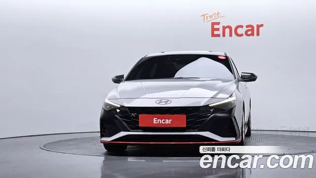 Hyundai AVANTE — Фото автомобиля 3