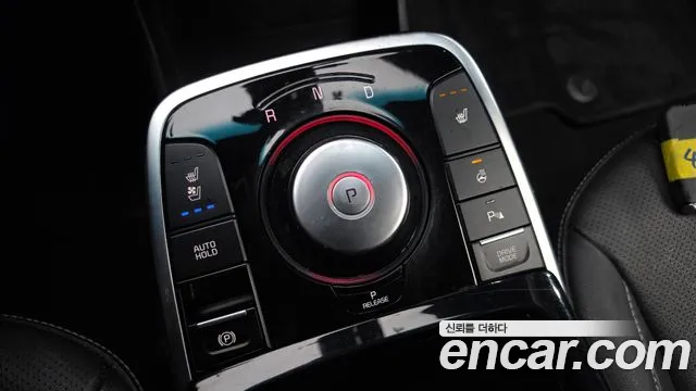 Kia Niro — Фото автомобиля 12