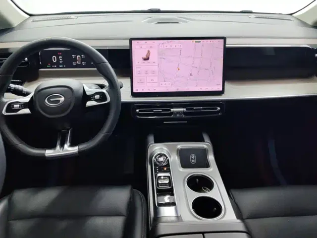 GAC Trumpchi E8 — Фото автомобиля 12