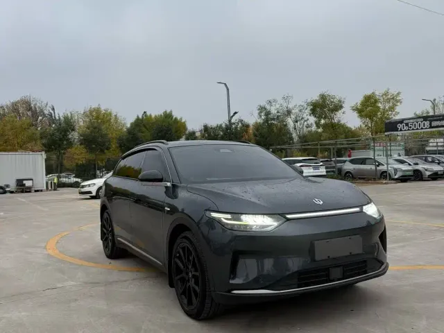 Leapmotor C11 — Фото автомобиля 3