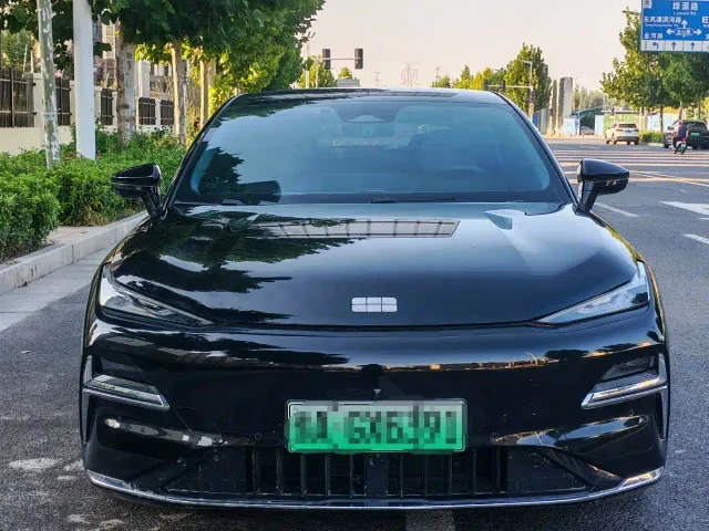 Geely Galaxy Xingyao 8 — Фото автомобиля 2