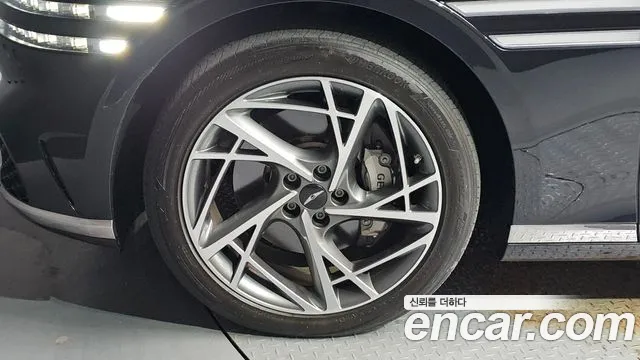 Genesis G90 RS4 — Фото автомобиля 5