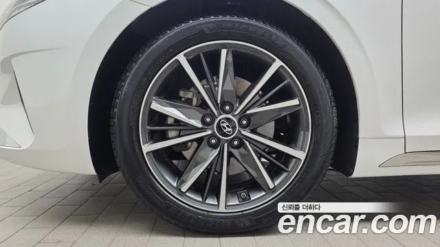 Hyundai Grandeur Grandeur (New) — Фото автомобиля 5